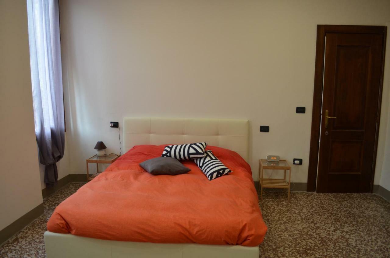 Wake Surf House Bed and Breakfast Sulzano Eksteriør billede